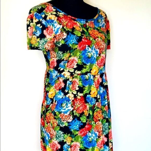 Forever 21 Short-Sleeve Floral Peasant Top, (L) - Picture 3 of 14